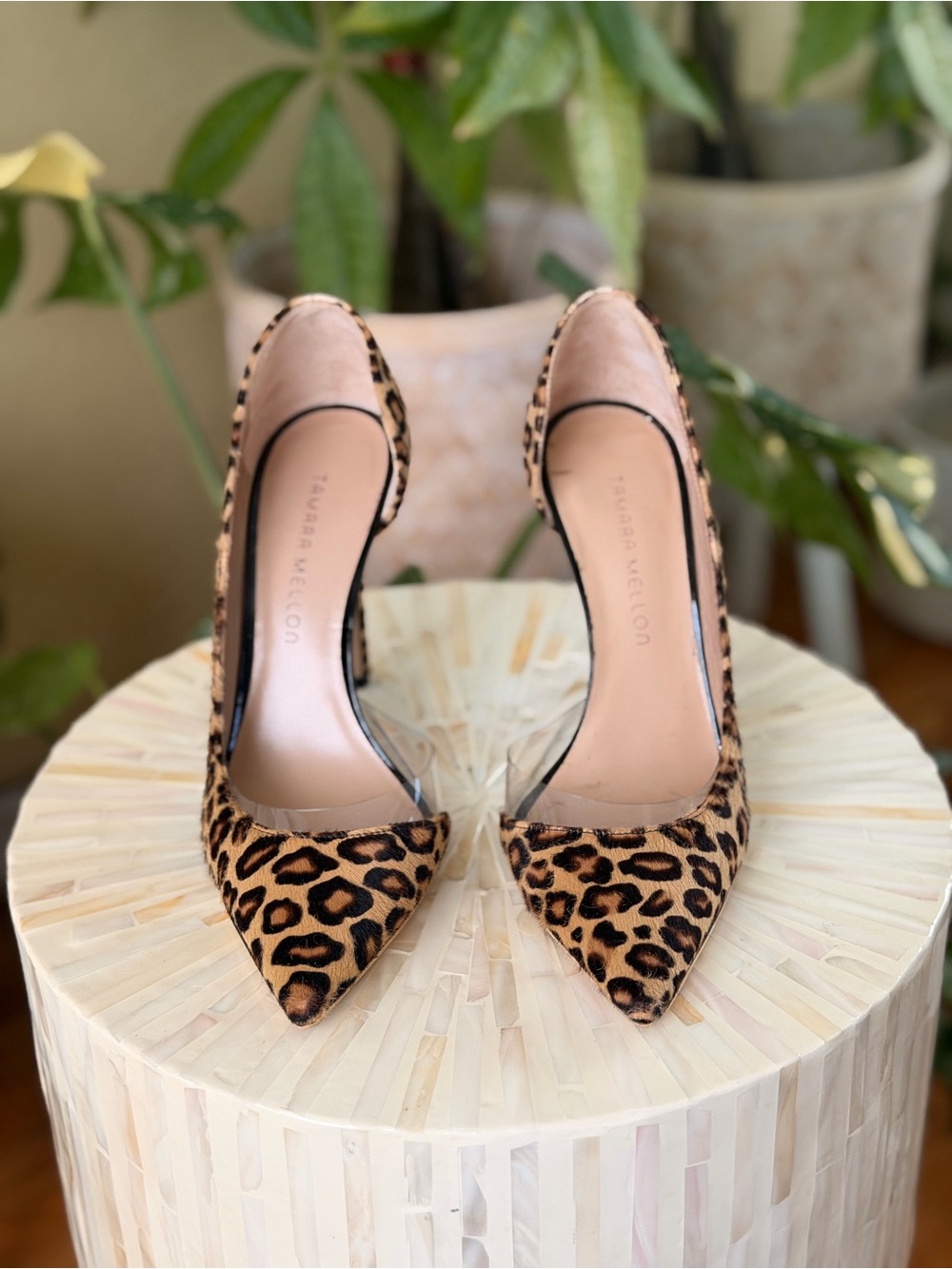 ** WORN ONCE / LIKE NEW ** Tamara Mellon Leopard Print Pointed-Toe Pumps 7